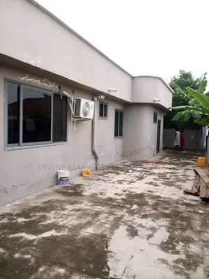 4bdrm House in Guinness Depot Area, Gbawe for sale
