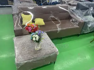 Sofa With Center Table for Living Room
