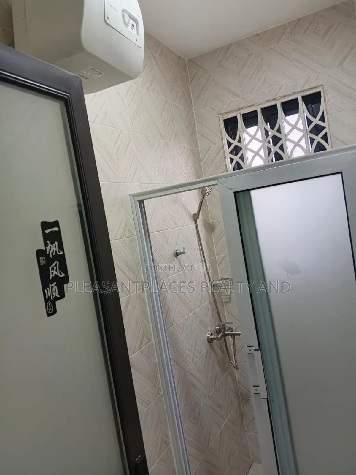 2bdrm Apartment in Pleasantplaces, Adenta for rent
