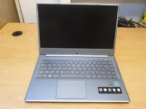 Laptop Medion 8GB Intel Core I5 SSHD (Hybrid) 256GB