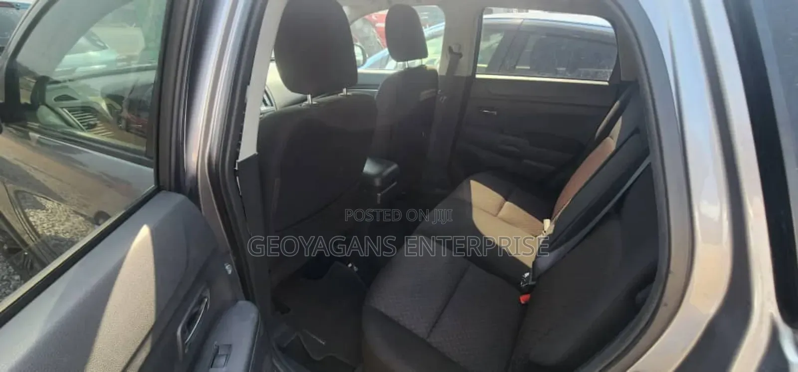 Mitsubishi Outlander Sport SE 2.0 2019 Gray