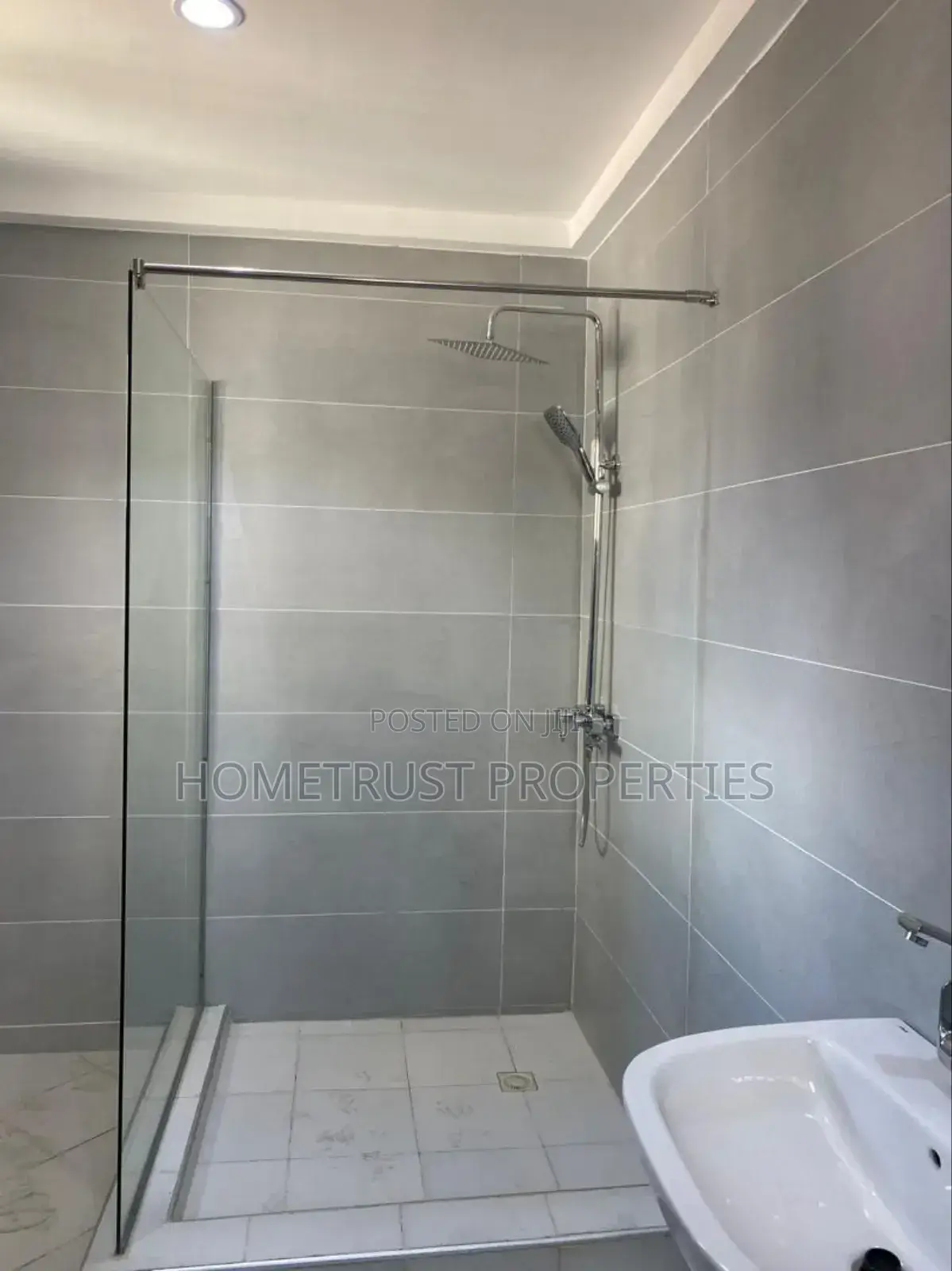 4bdrm House in Hometrust Properties, Tantra Hills for rent