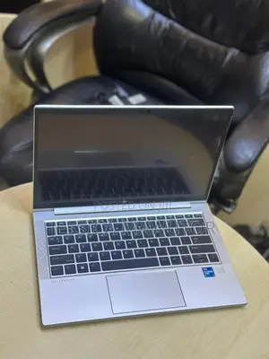 Laptop HP EliteBook 1030 G1 16GB Intel Core I7 SSD 256GB