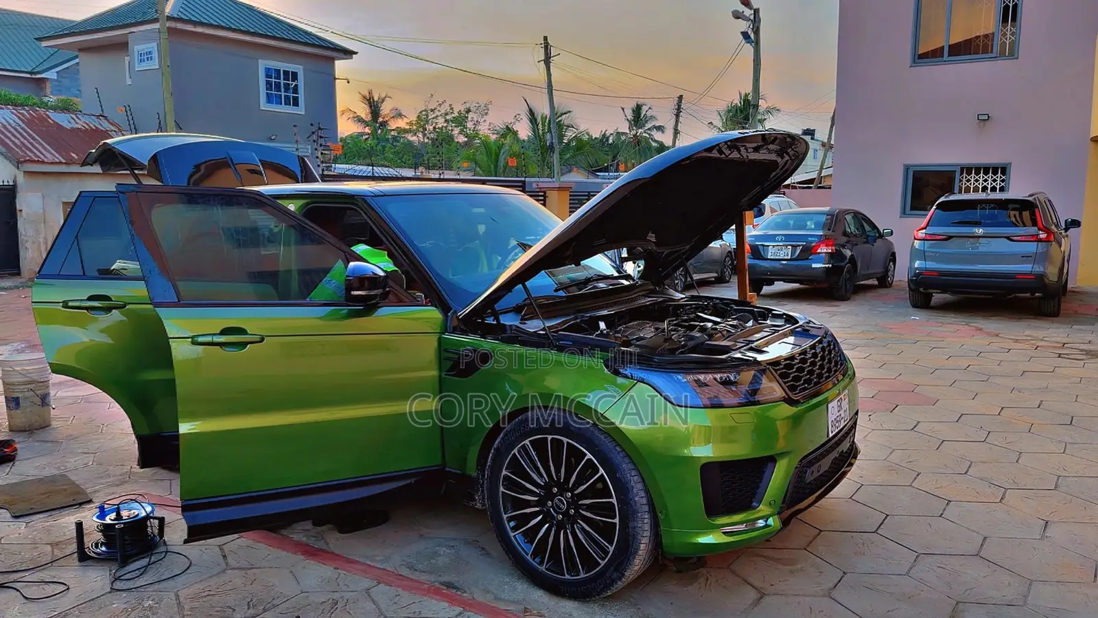 Land Rover Range Rover Sport HSE 4x4 (3.0L 6cyl 8A) 2014 Green