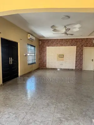 3bdrm House in Mataheko Afienya for rent
