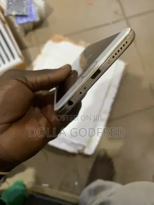 New Vivo Y67 32 GB Silver