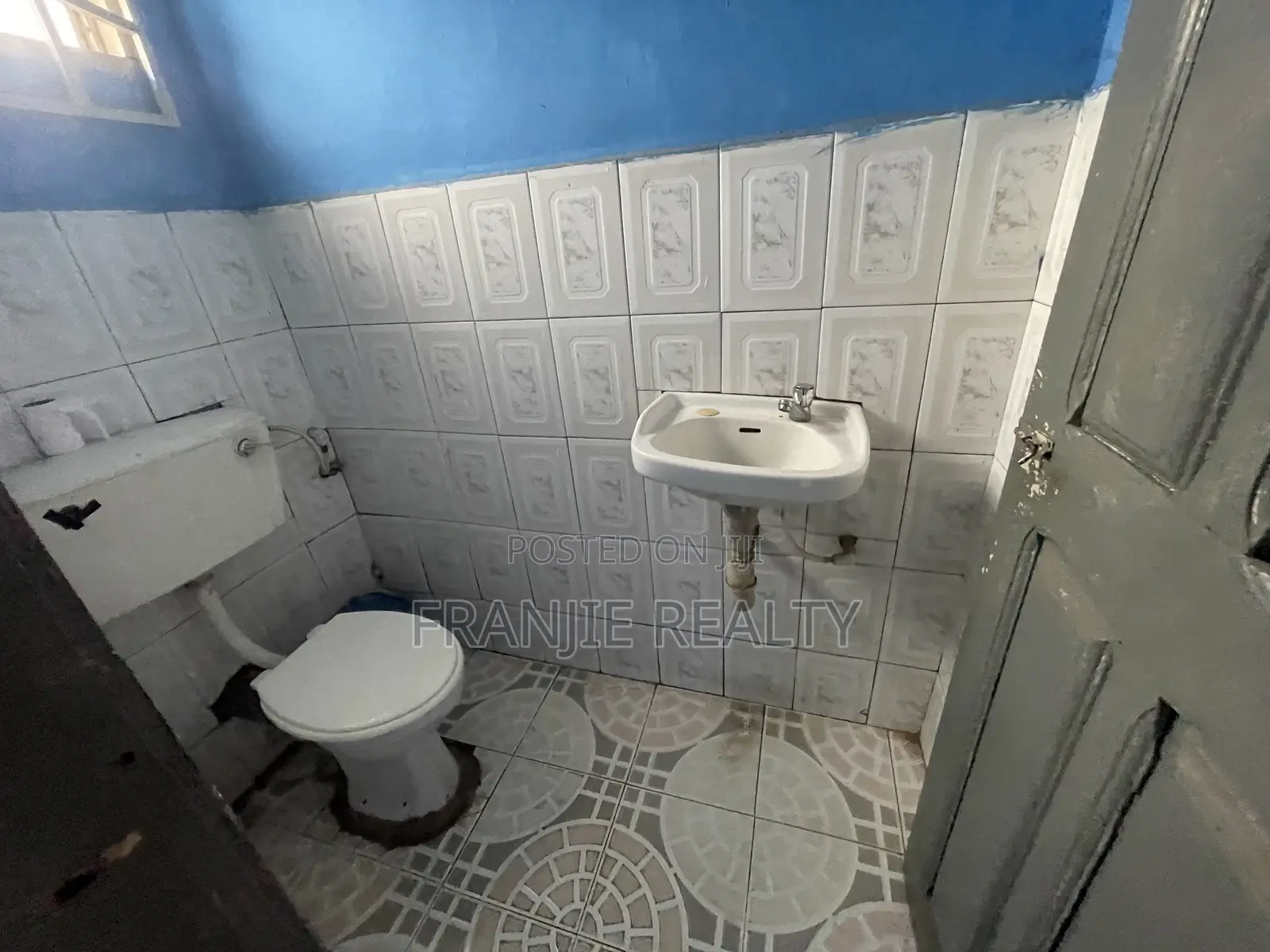 Shop for Rent at Weija
