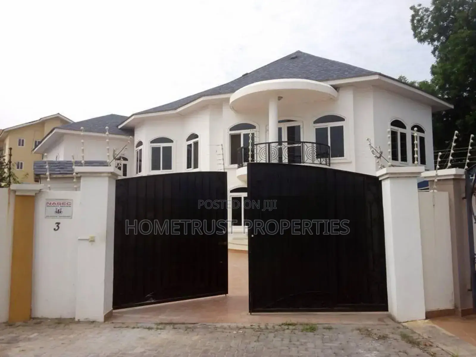 3bdrm House in Hometrust Properties, Airport Residential Area for rent