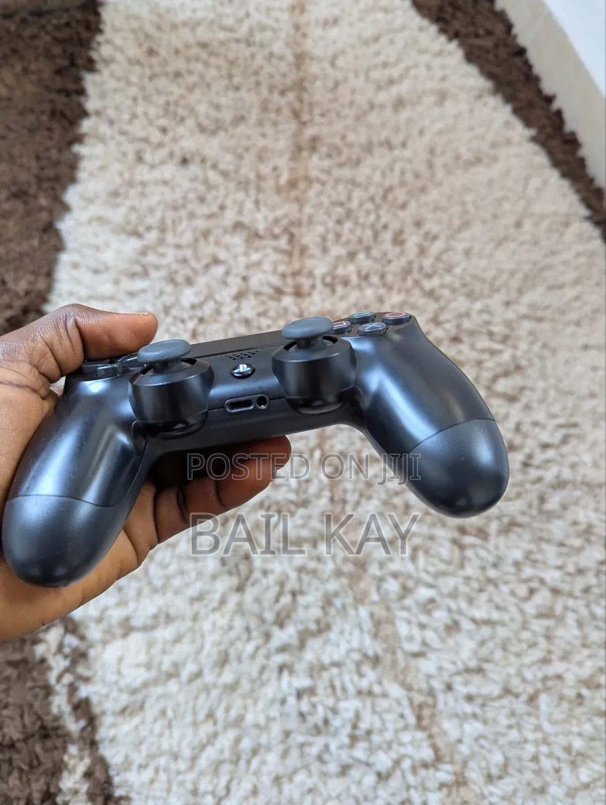 An Original Sony Ps4 Wireless Controller