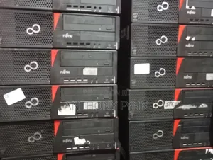 Desktop Computer Fujitsu Esprimo P720 E90+ 4GB Intel Pentium HDD 250GB