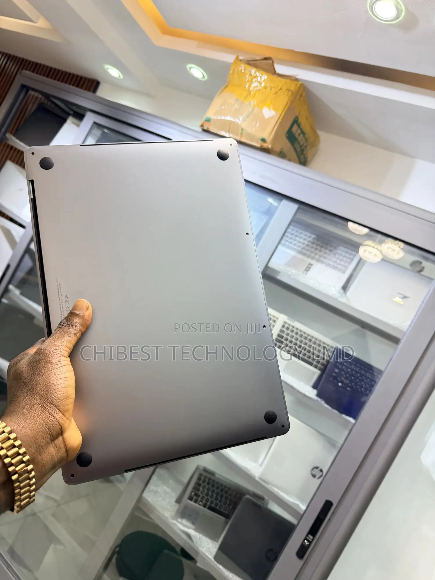 Laptop Apple MacBook Pro 2019 16GB Intel Core i9 SSD 1T