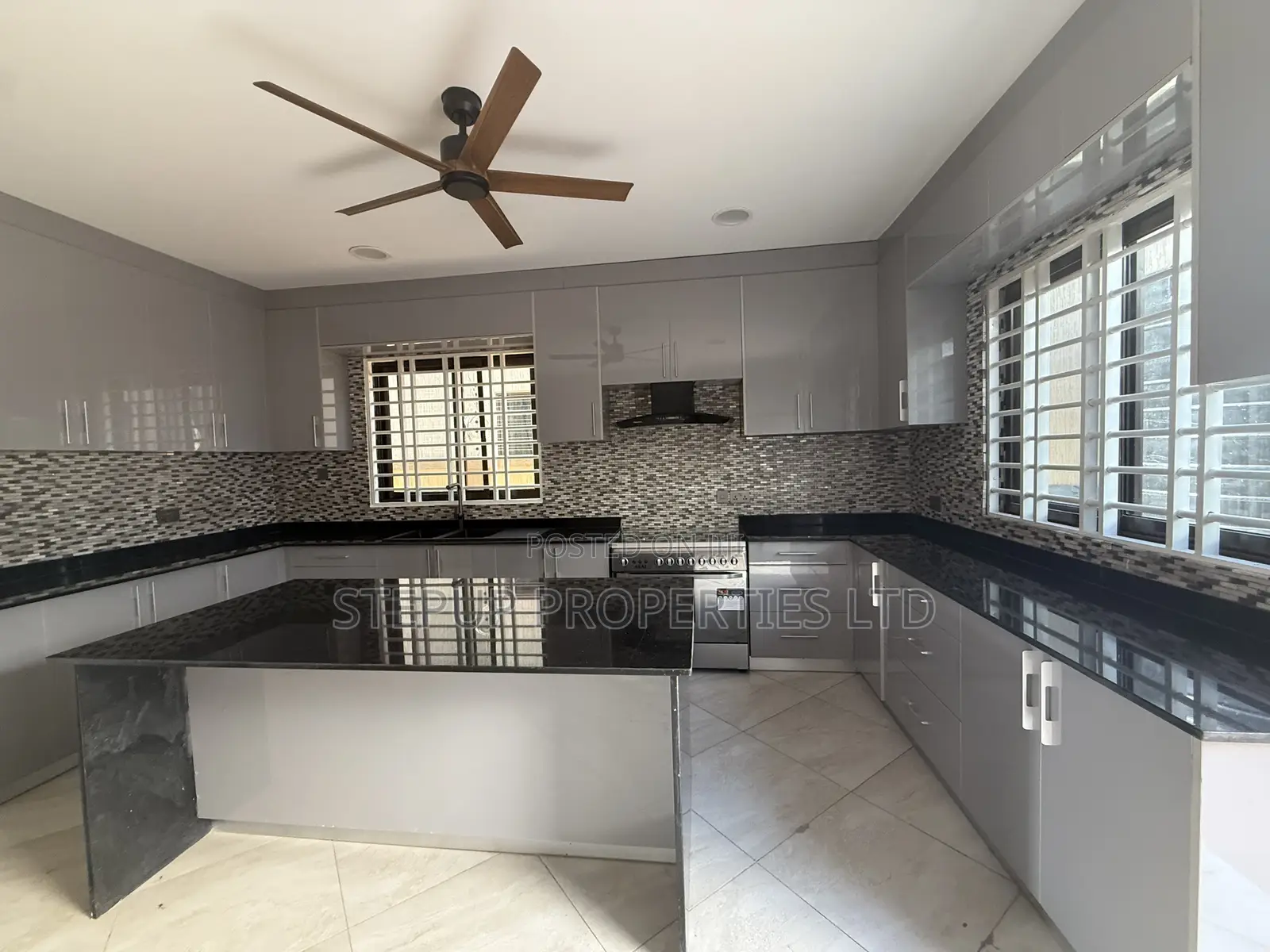 4bdrm House in East Airport, Tseaddo for rent