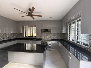 4bdrm House in East Airport, Tseaddo for rent