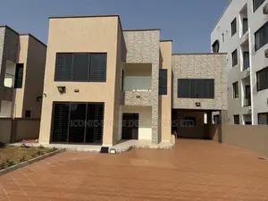 4bdrm House in East Airport, Tseaddo for rent