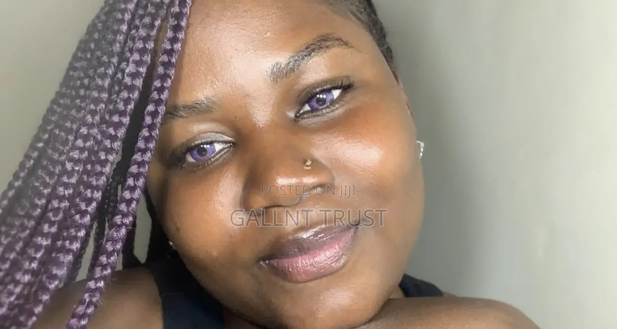 Cosmetic Contact Lens