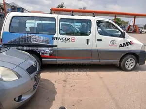 Toyota HiAce 2008 Silver