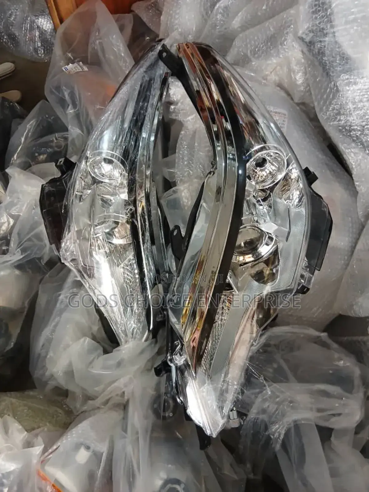Headlight Fortuner 2016-2020
