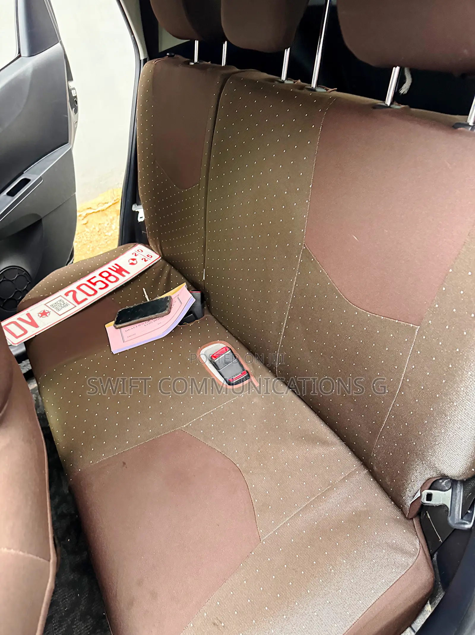 Toyota Vitz 1.3 FWD 5dr 2013 Black