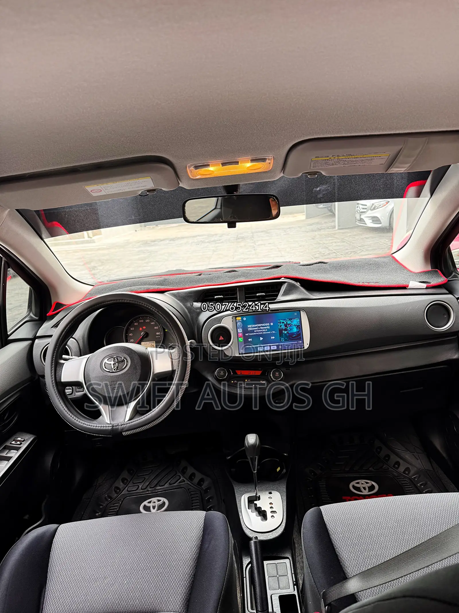 Toyota Vitz 1.3 FWD 5dr 2012 Black
