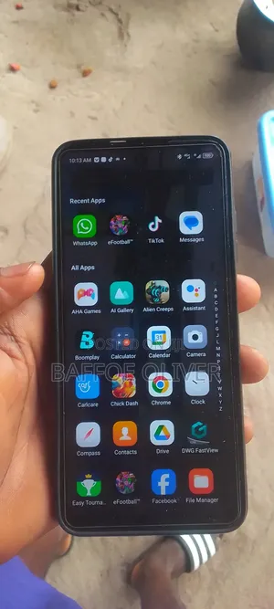 Infinix Smart 8 64 GB Gold