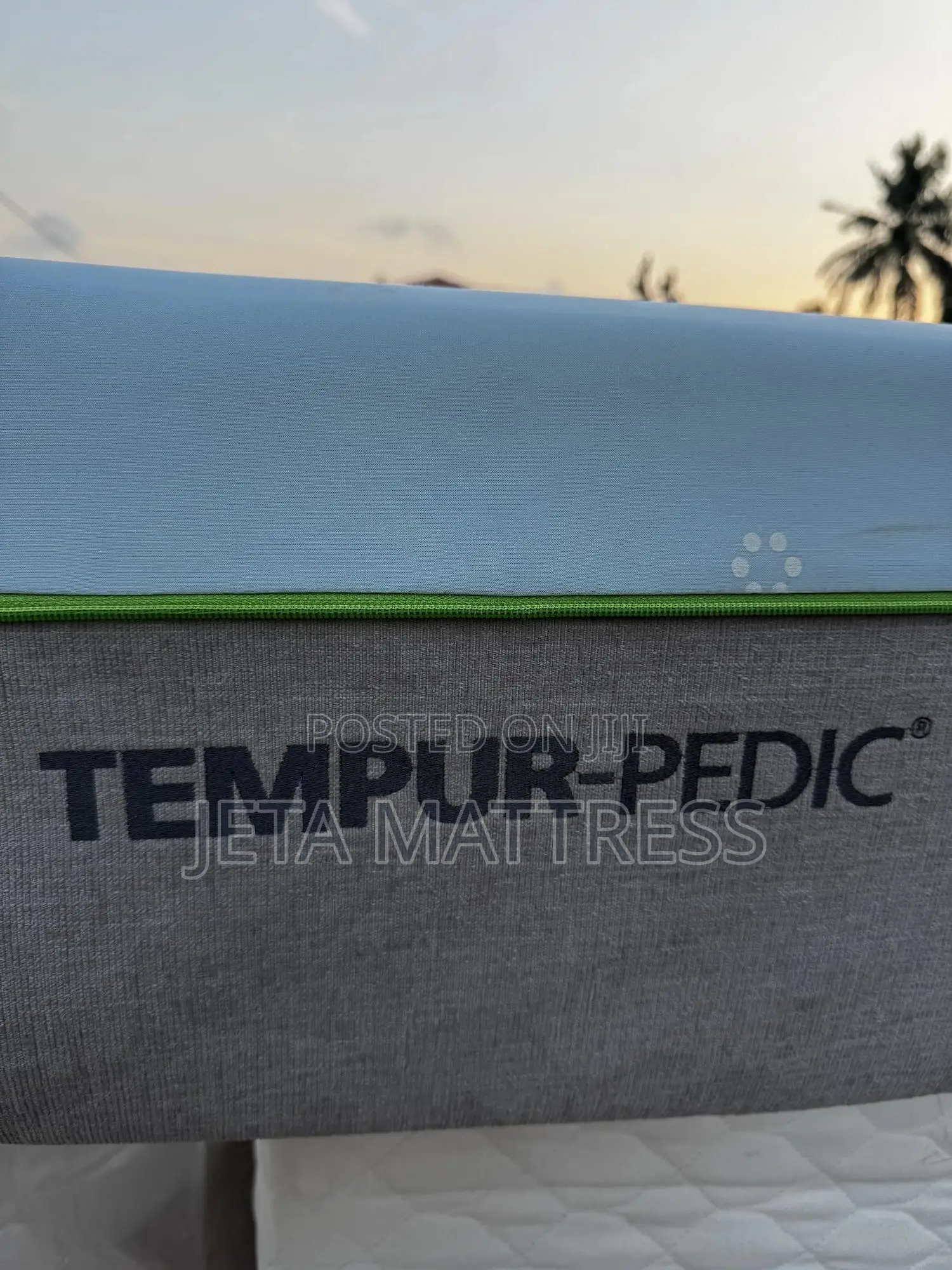 Tempur-pedic Mattress( King Size (76/80/12)