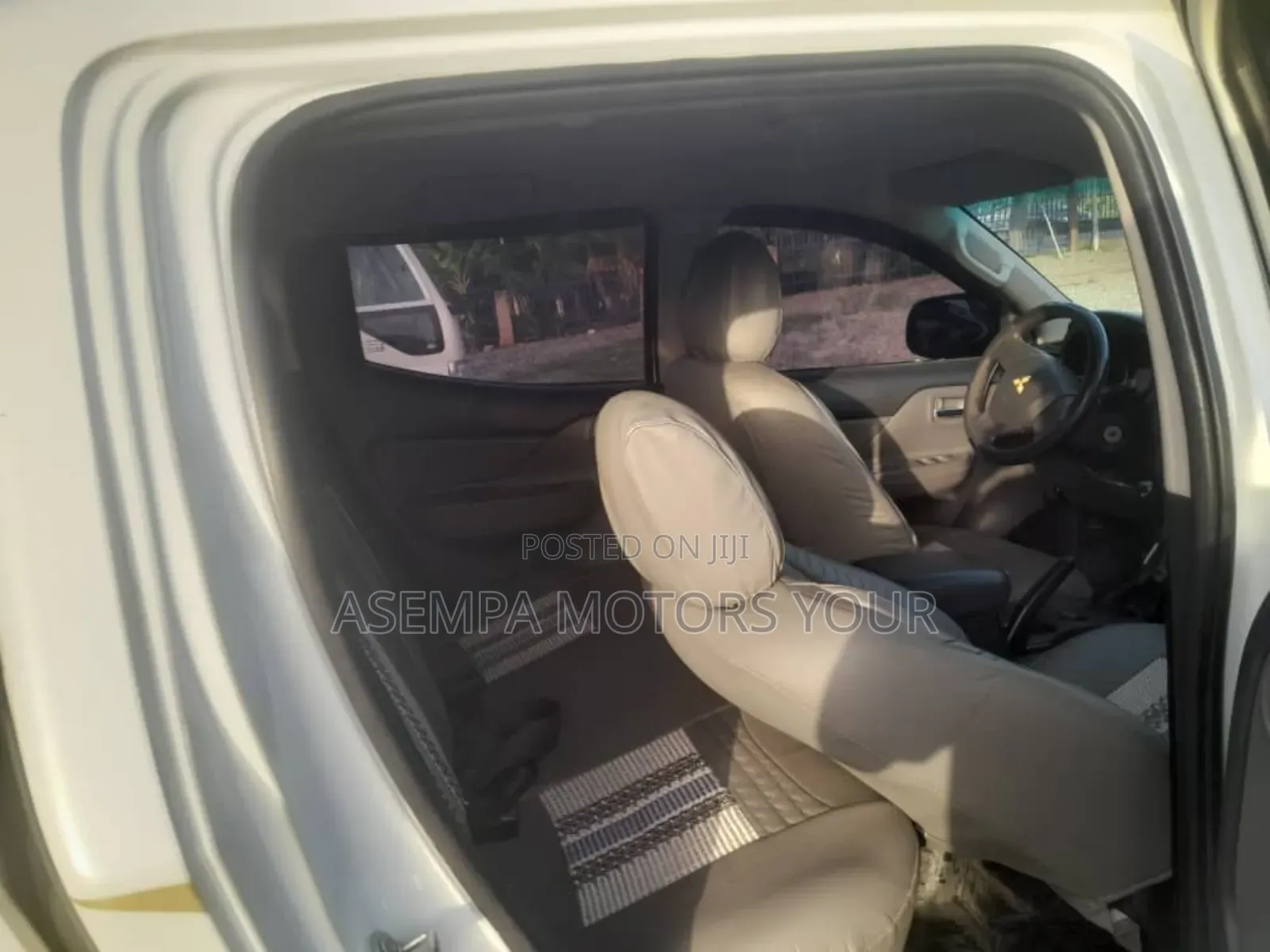 Mitsubishi L200 Double Cab 2.2 4WD 2018 White