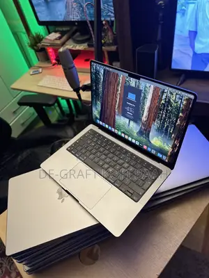 New Laptop Apple MacBook Pro 2021 M1 16GB Apple M1 Pro SSD 512GB