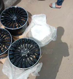 Mercedes Benz and G Wagon Rim
