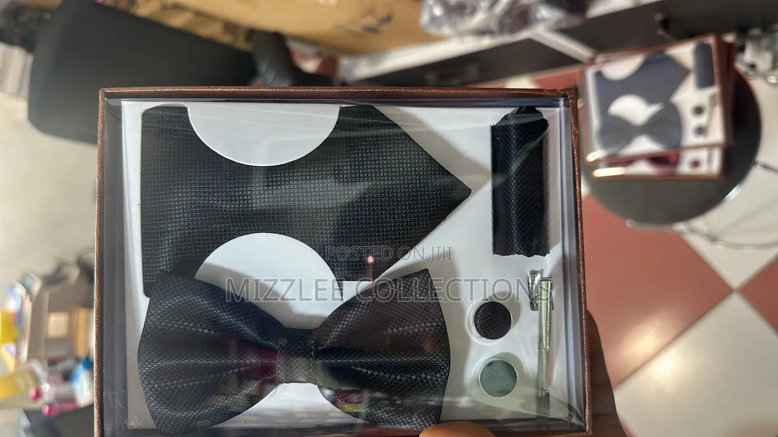 Quality Tie/Bow Tie/Cufflinks/Pocket Handkerchiefs