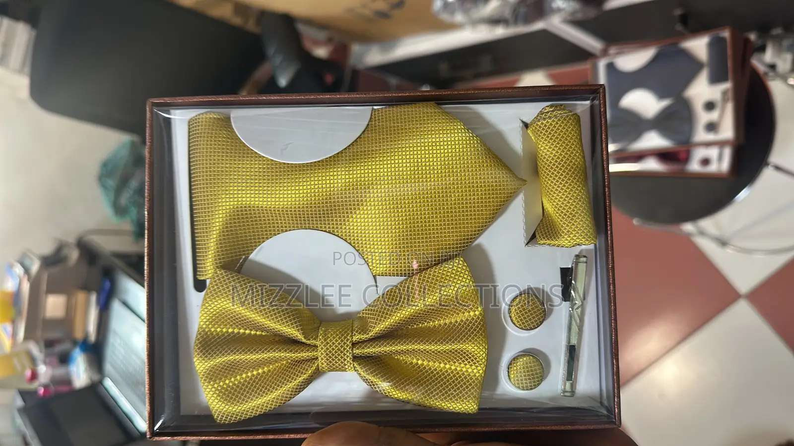 Quality Tie/Bow Tie/Cufflinks/Pocket Handkerchiefs