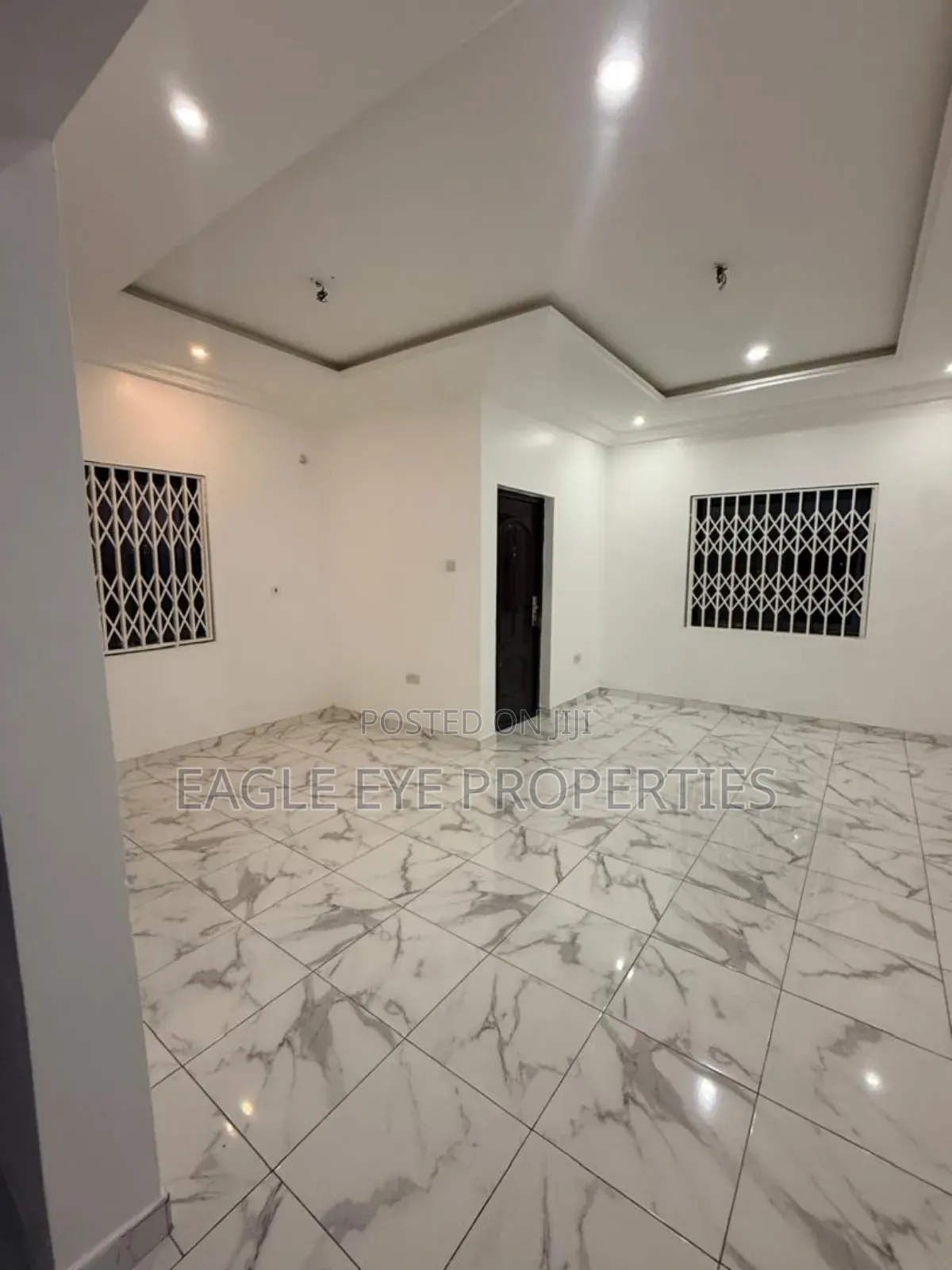 6bdrm House in Oyarifa for sale