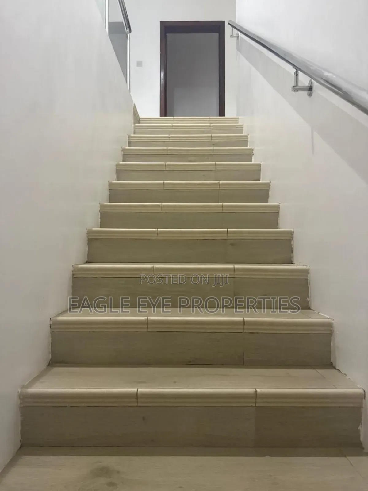 6bdrm House in Oyarifa for sale