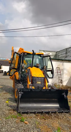 JCB Backhoe Loader 3dx Plus Is Up for Sale