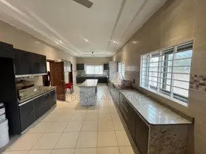 5bdrm House in Bee Decor & Homes, Oyarifa for rent
