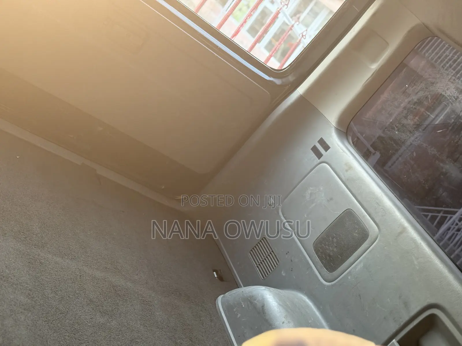Toyota HiAce 2013 Black