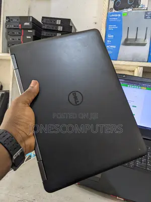 Laptop Dell Latitude E5440 4GB Intel Core i3 SSD 128GB