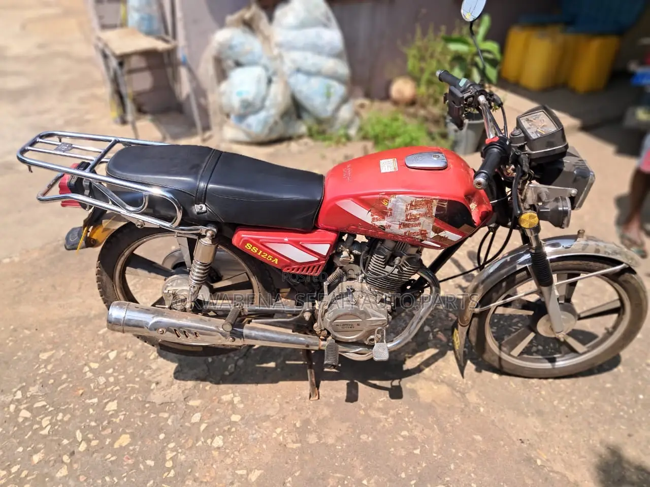 Royal RY125 2025 Red