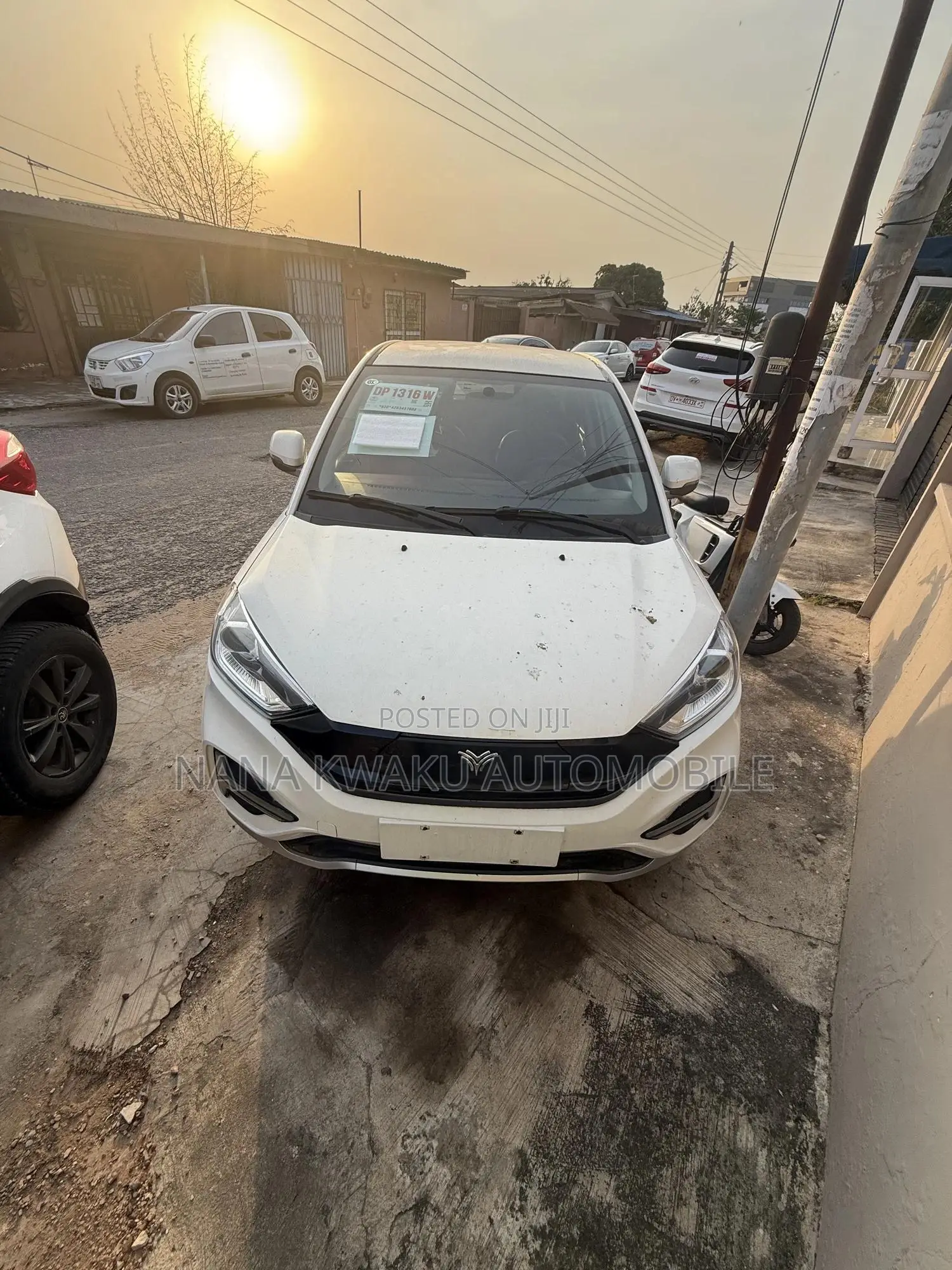 Hozon Neta V 2020 White