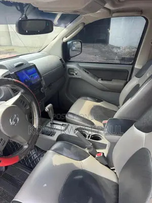 Nissan Frontier King Cab SE V6 2011 Brown
