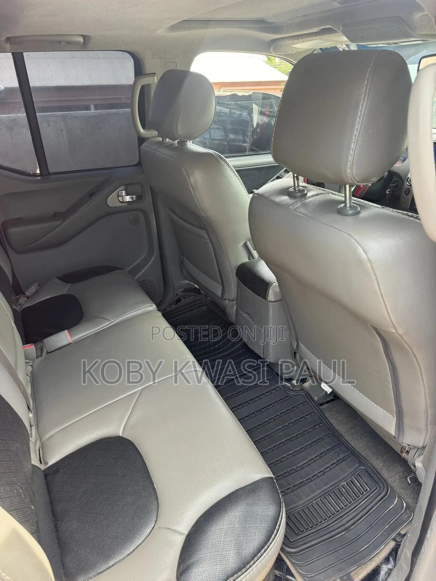 Nissan Frontier King Cab SE V6 2011 Brown
