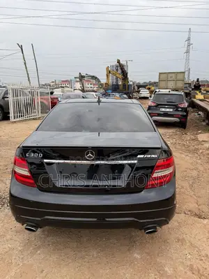 Mercedes-Benz C300 2013 Black
