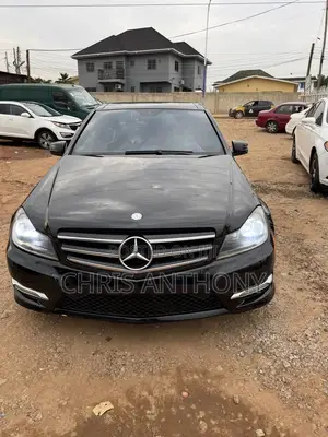 Mercedes-Benz C300 2013 Black