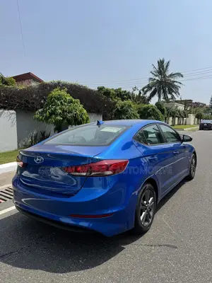 Hyundai Elantra SE 2018 Blue