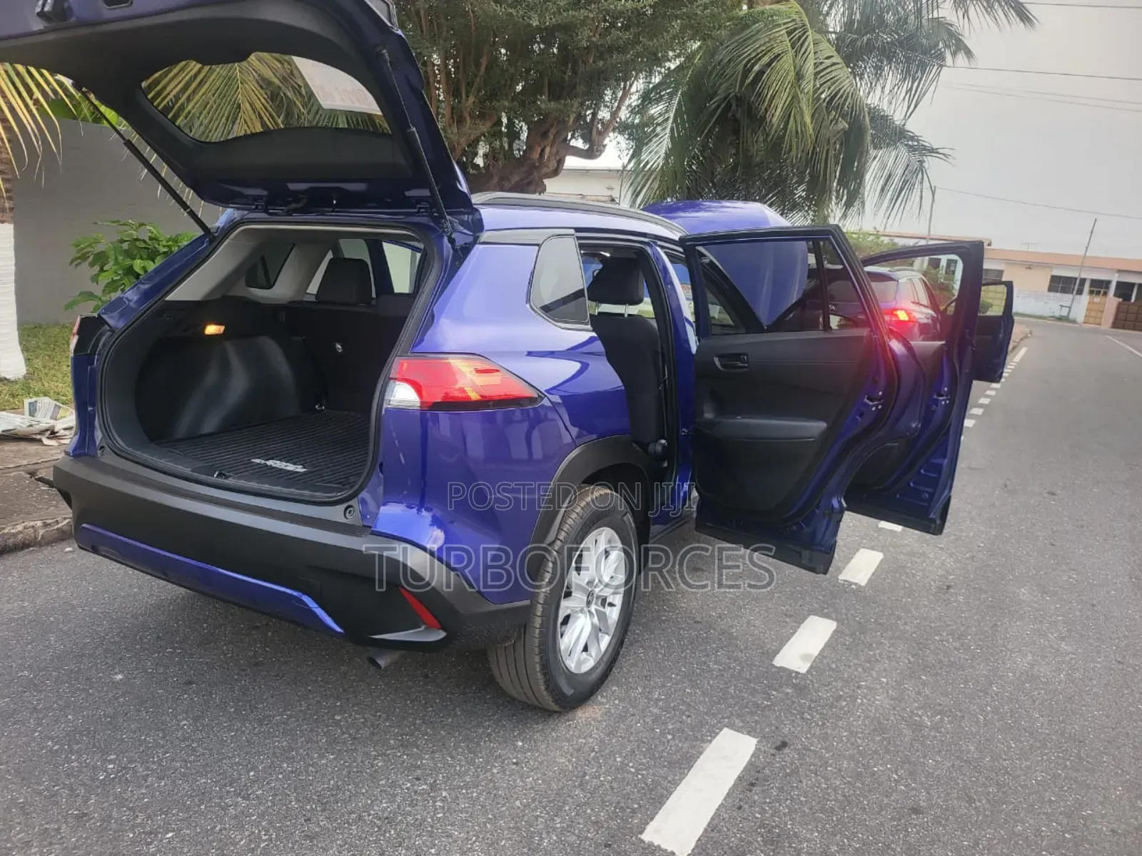 Toyota Corolla Cross 2.0 Petrol AWD 2022 Blue