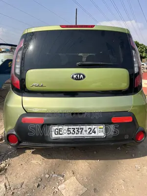Kia Soul Hatchback 2016 Green