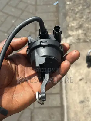 Hyundai Elantra 2017-2020 Vacuum Valve Solenoid Actuator.