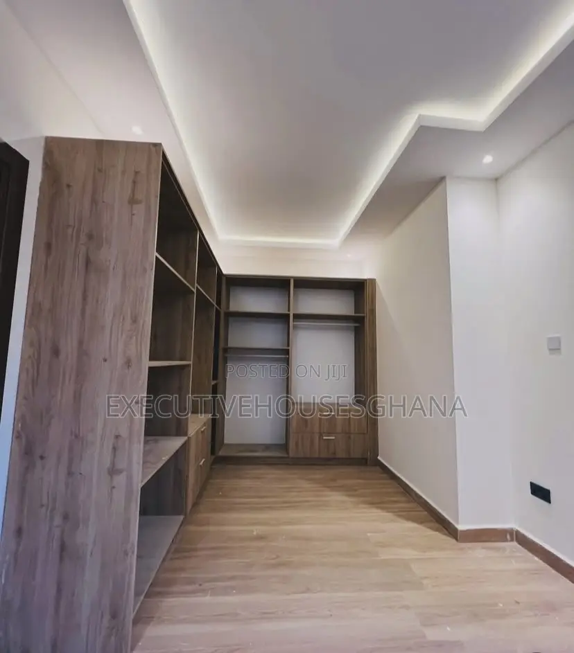4bdrm House in Executivehousesghana, Ability for sale