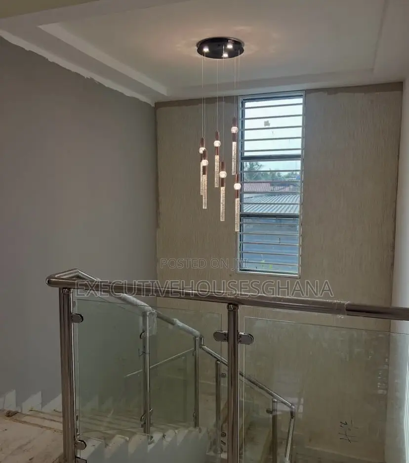 4bdrm House in Accra Metropolitan for sale