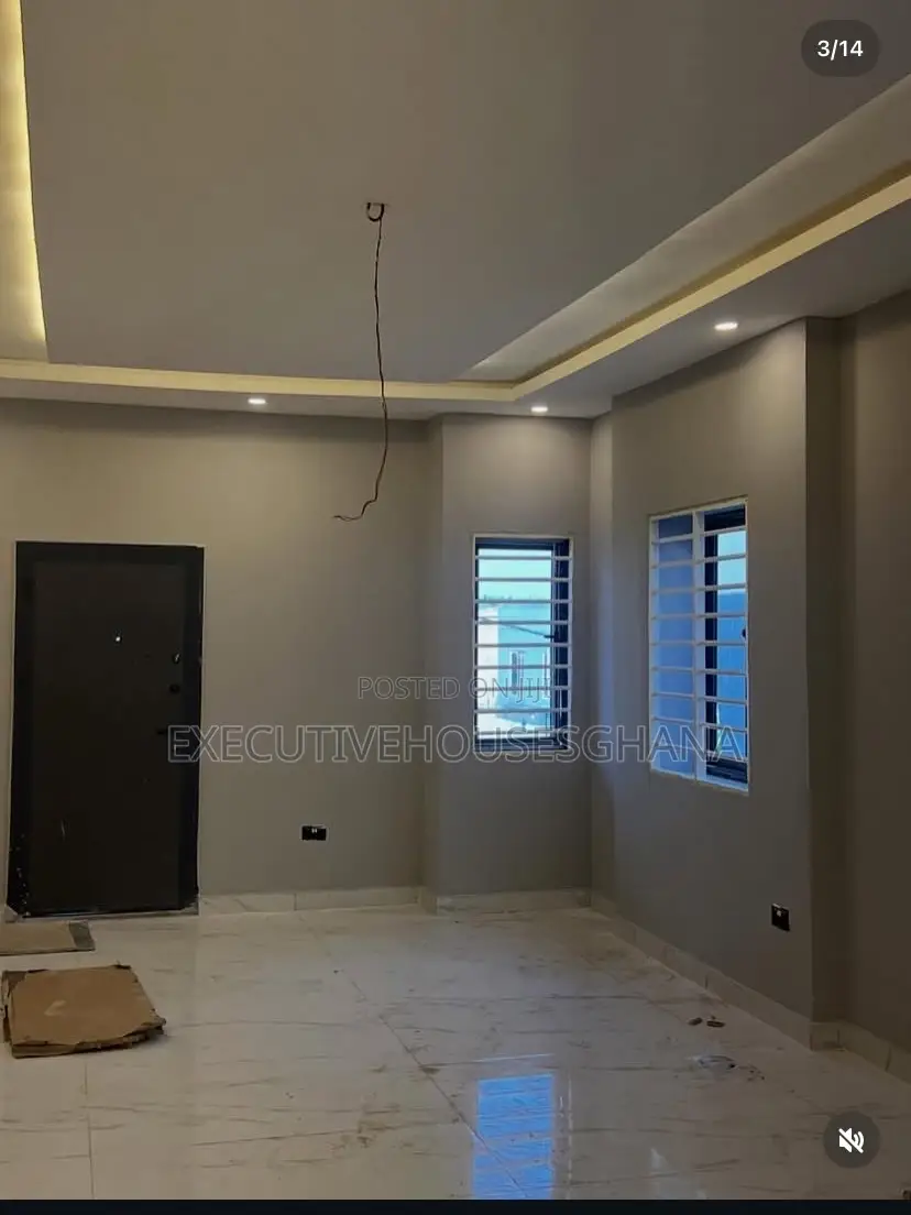 4bdrm House in Accra Metropolitan for sale
