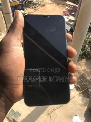 Apple iPhone 11 Pro Max 64 GB White